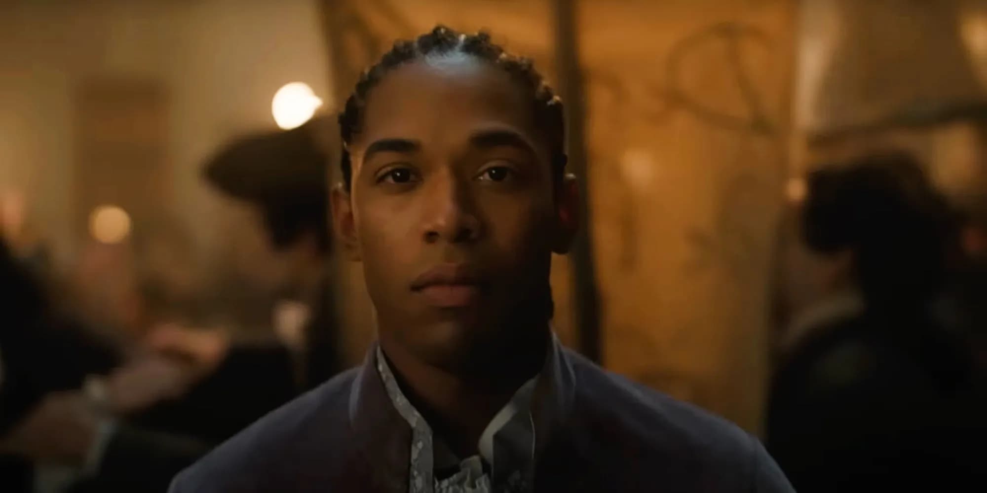 饥饿游戏鸣鸟与蛇之歌续作选角揭秘:凯尔文·哈里森将饰演比提·拉提尔