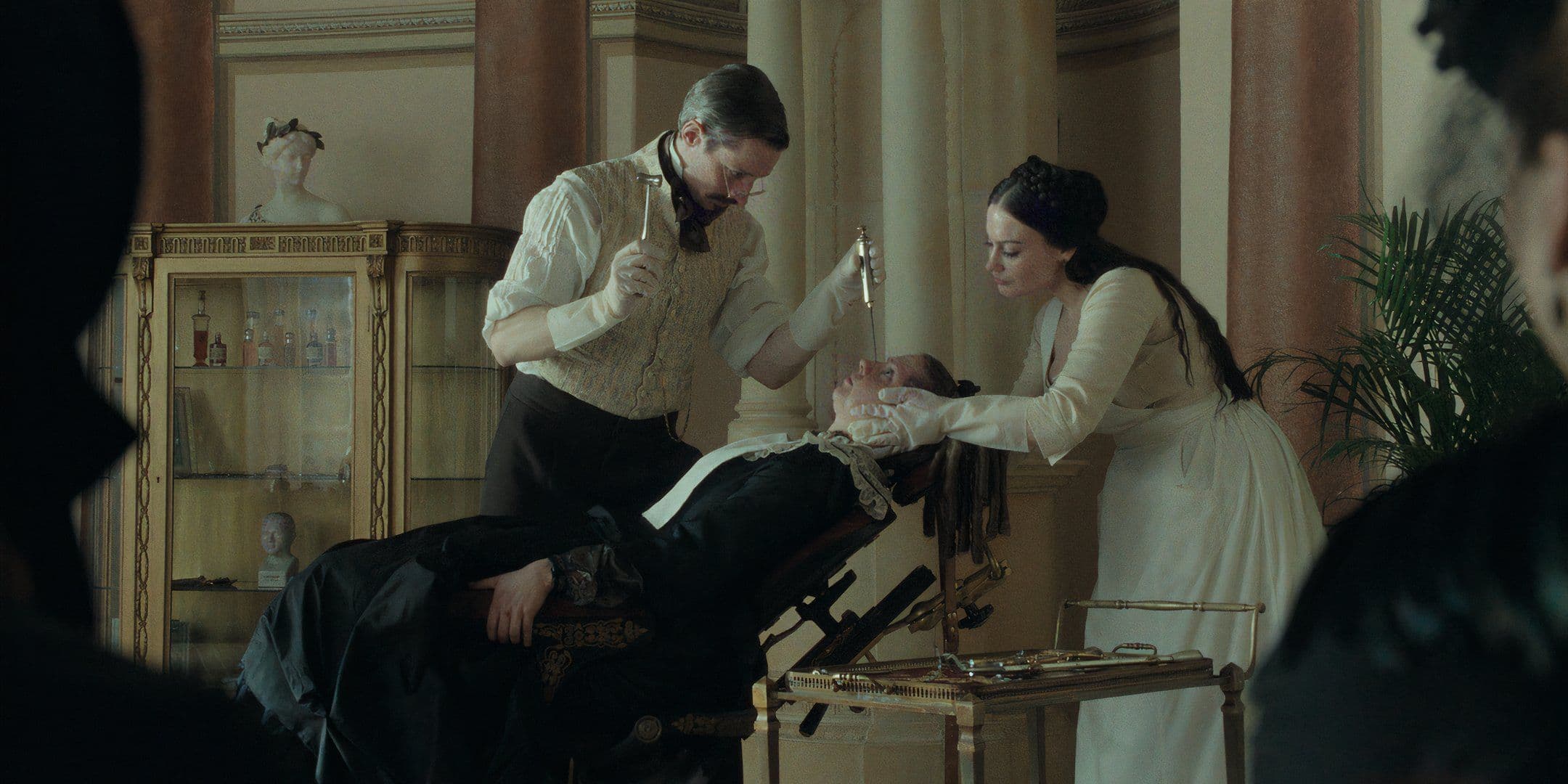 The Ugly Stepsister:一部颠覆童话的重口味恐怖片