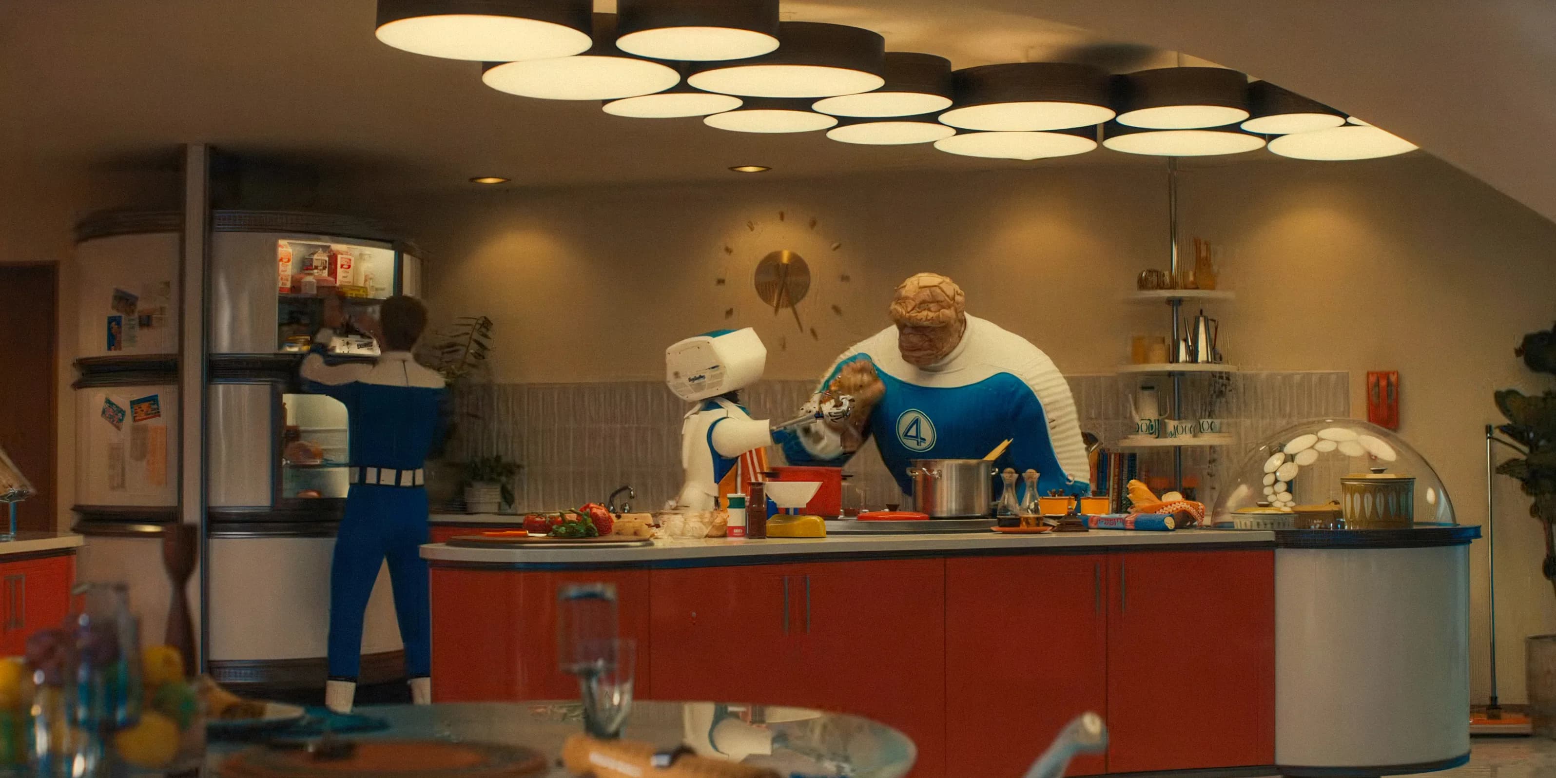 神奇四侠初露锋芒全新剧照曝光：漫威最忠实改编即将登场