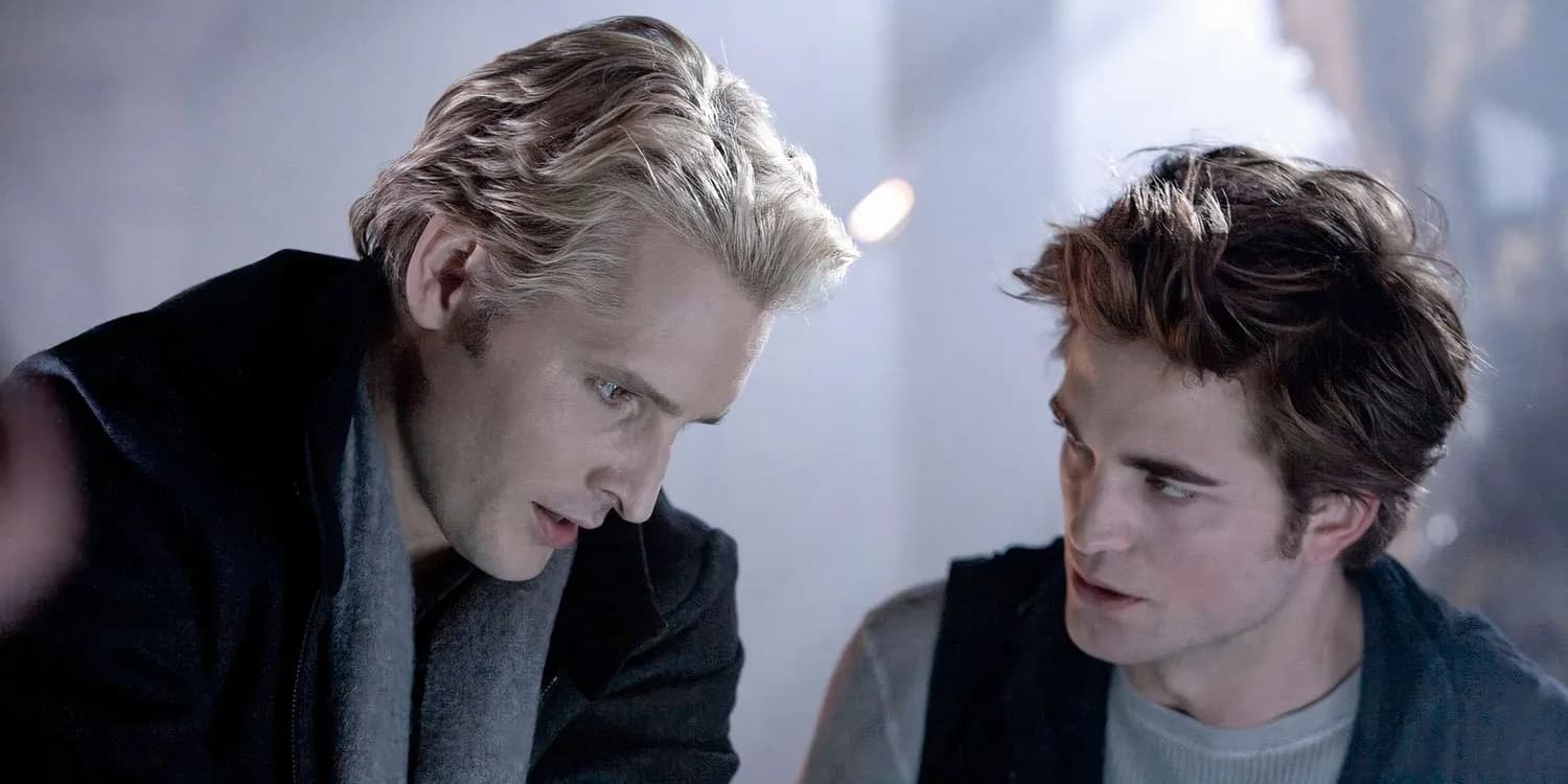 《暮光之城》演员彼得·费辛利谈新书《午夜阳光》：像偷看儿子的日记