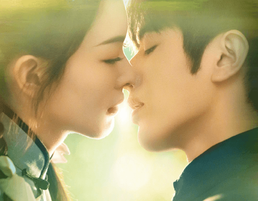 微剧荆棘与旧月光开播，出国后爱奇艺加载太慢无法播放？