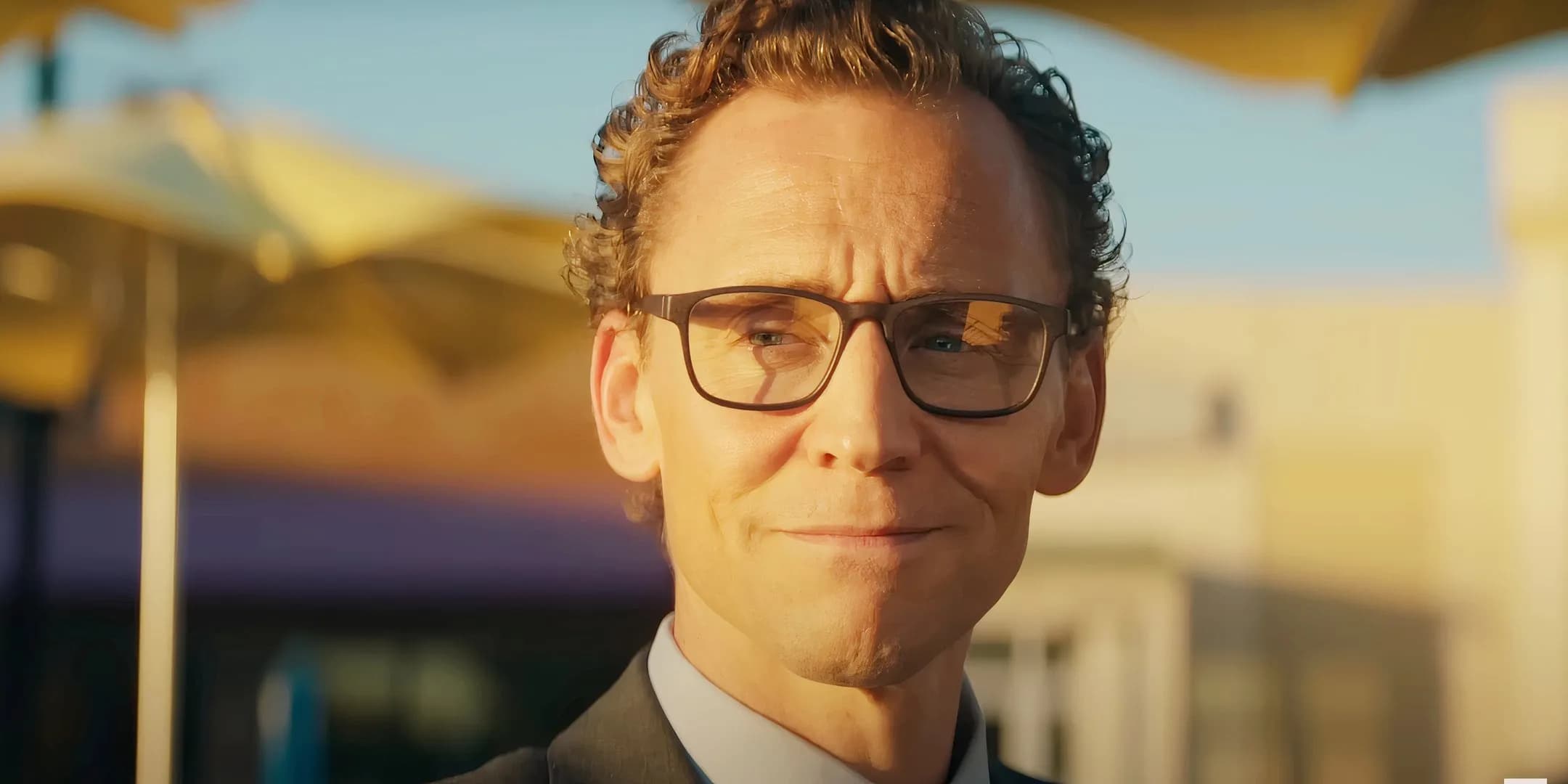 查克的一生首支完整预告片发布:一部颠覆时间线的感人故事